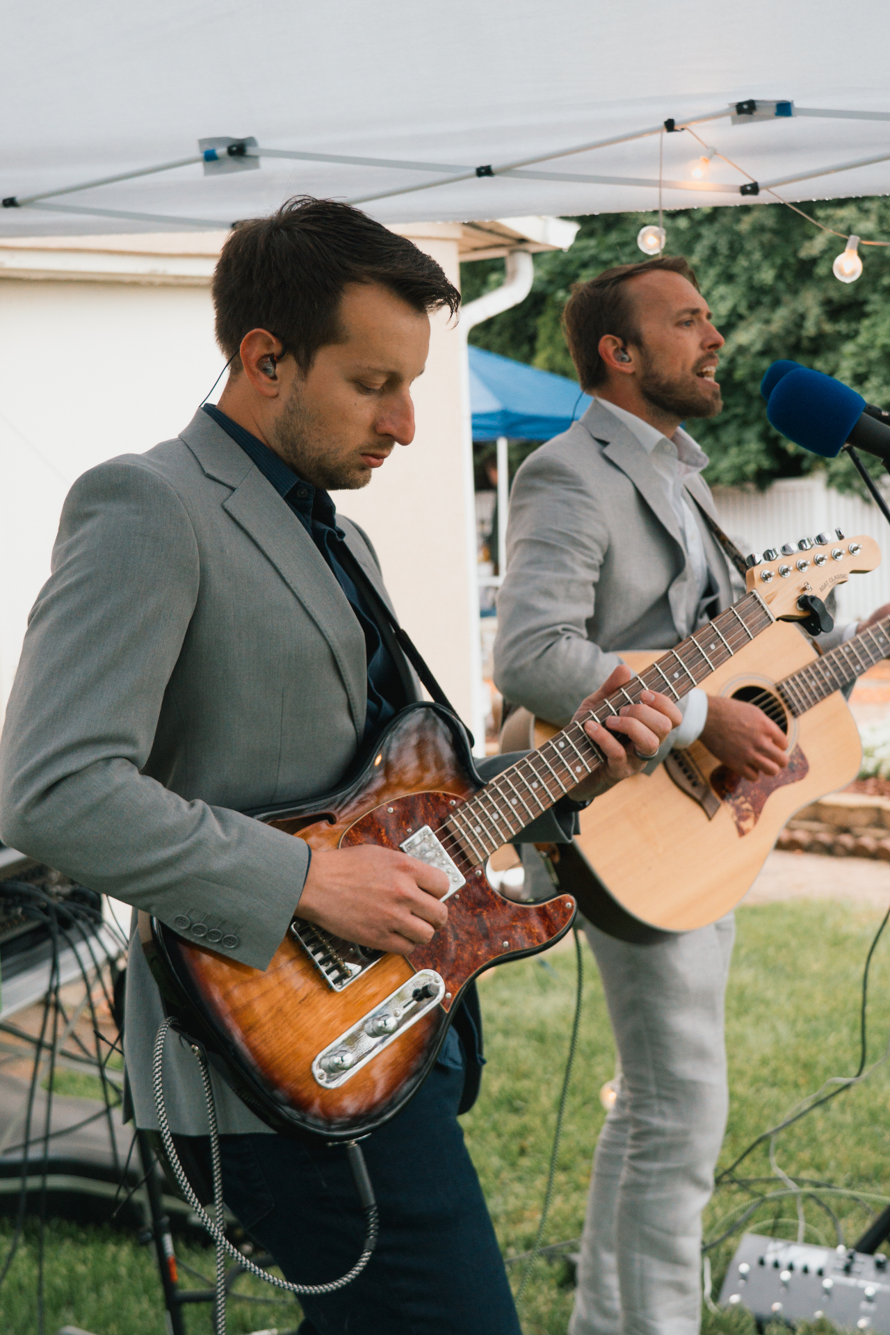 Canyon Line playing live under string lights
